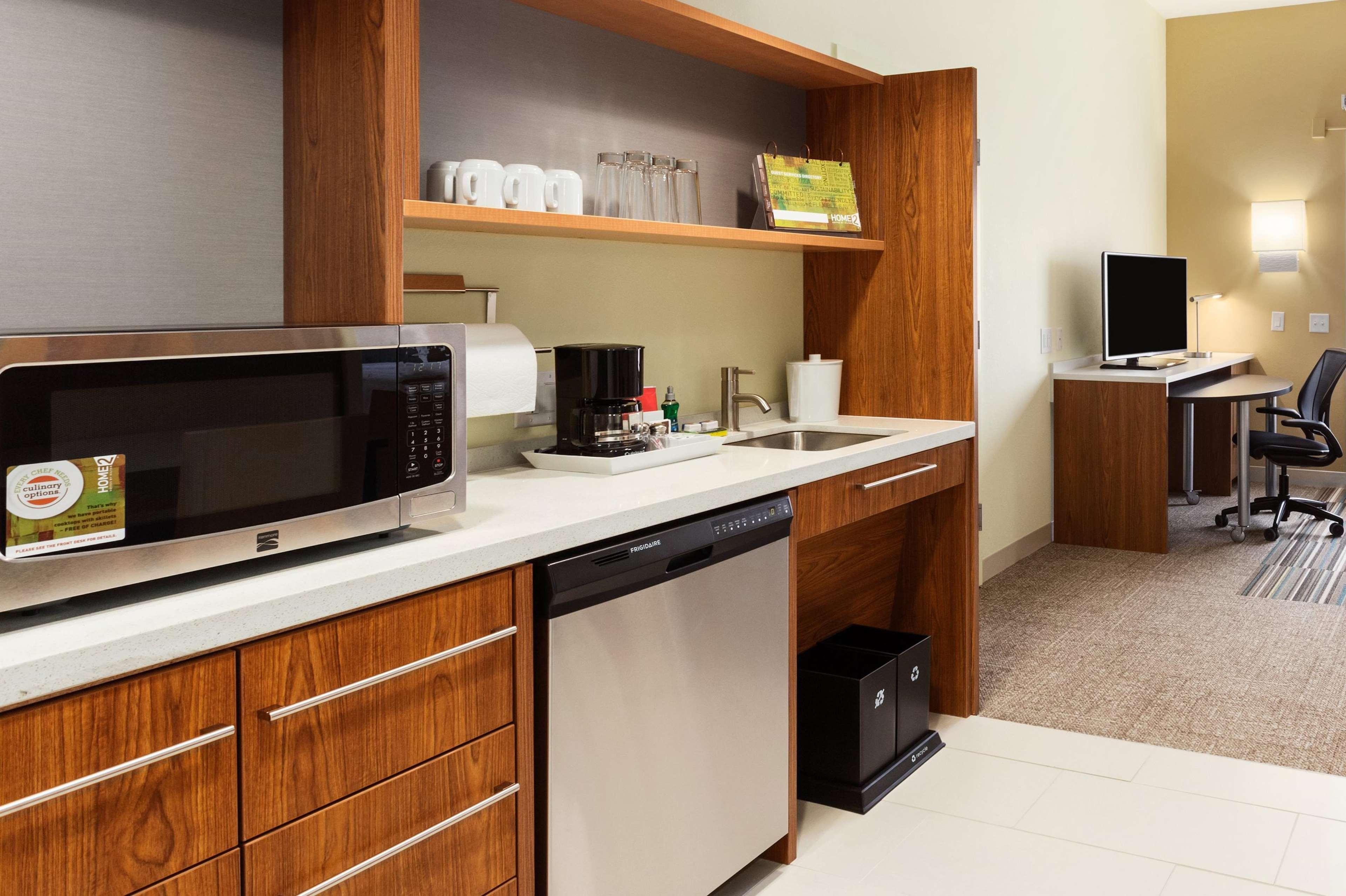 Home2 Suites By Hilton Omaha West מראה חיצוני תמונה